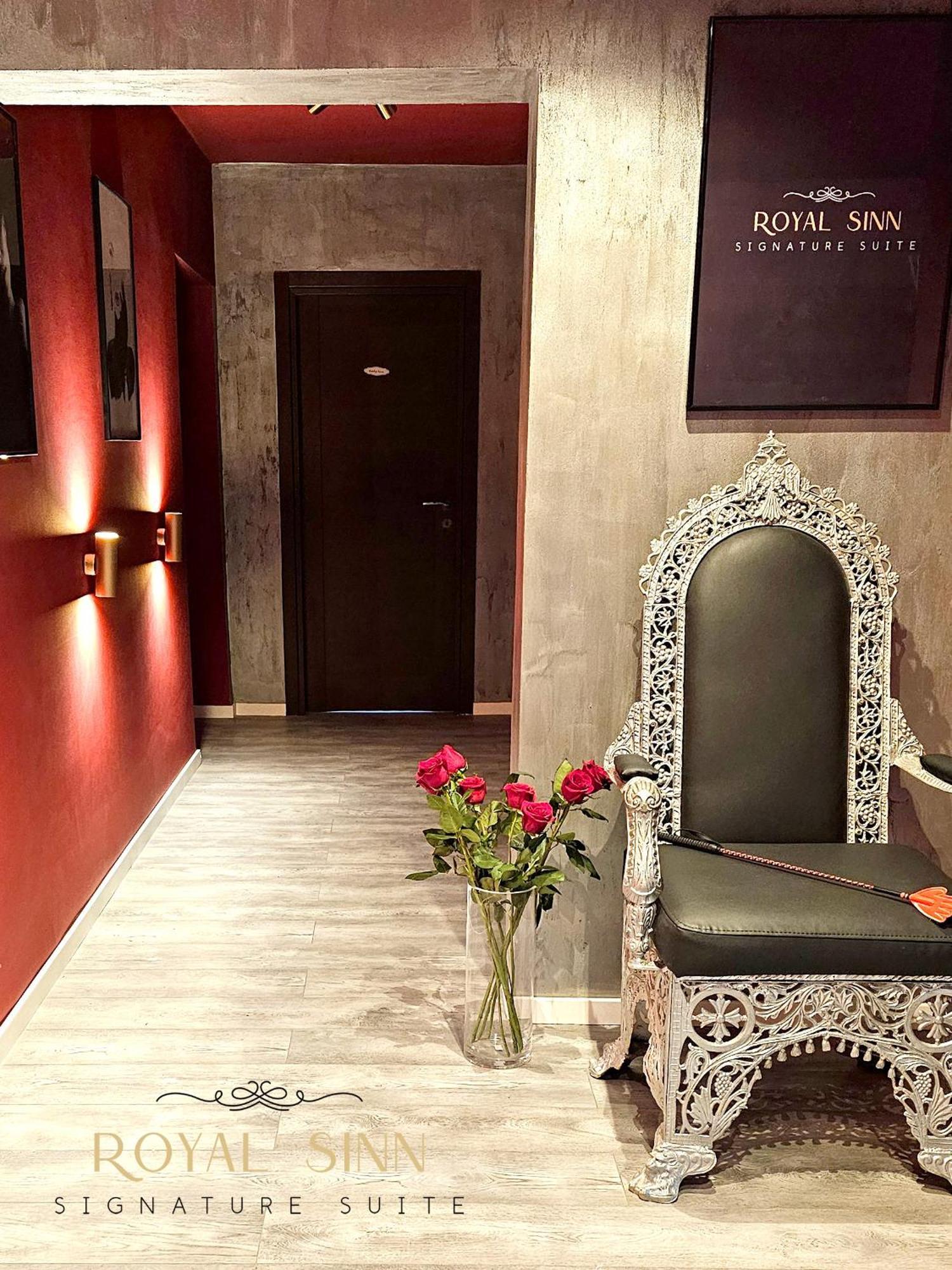 Royal Sinn Signature Suite Bucharest Exterior photo